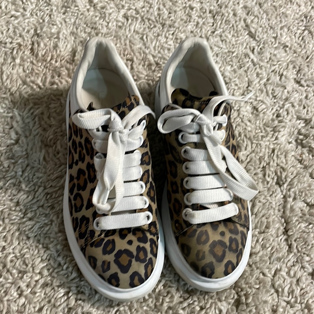 Alexander McQueen Leopard Print Sneakers - White and Brown